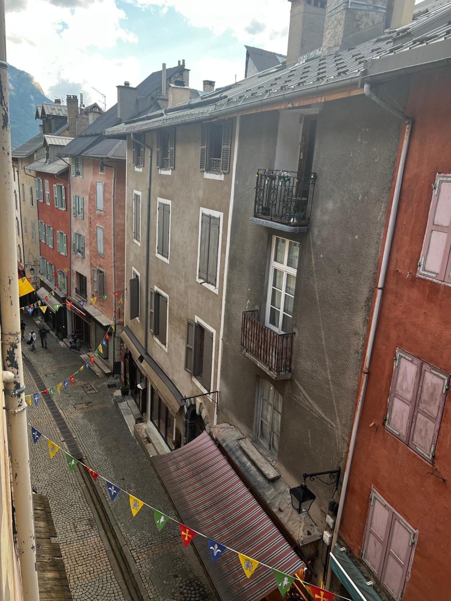 Appartement Moderne Et Chaleureux Briancon  Exterior photo